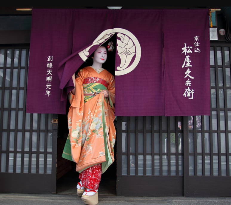 geisha-la-gi