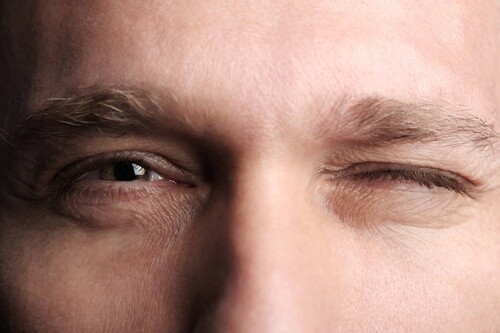 Mắt trái giật hên hay xui? Những điềm báo thú vị của hiện tượng giật mắt trái