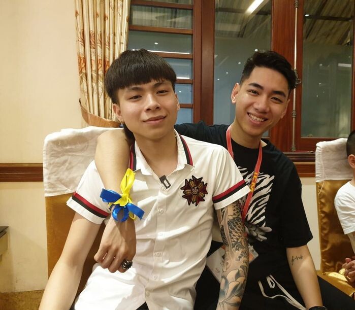 Phạm Tuấn thay anh trai Khá Bảnh làm YouTuber